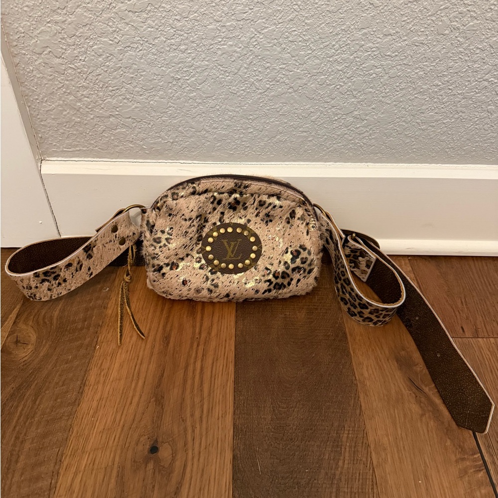 Keep It Gypsy Leopard Print Belt Bag